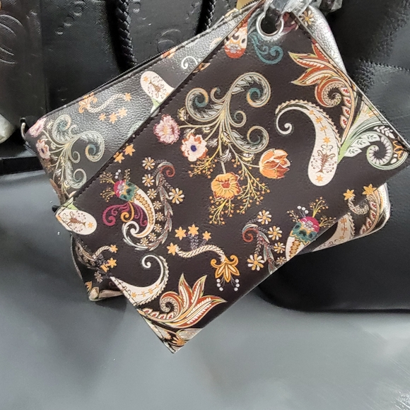 Carlos by Carlos Santana 3 in 1 Black Tote, Crossbody and clutch - Picture 3 of 16